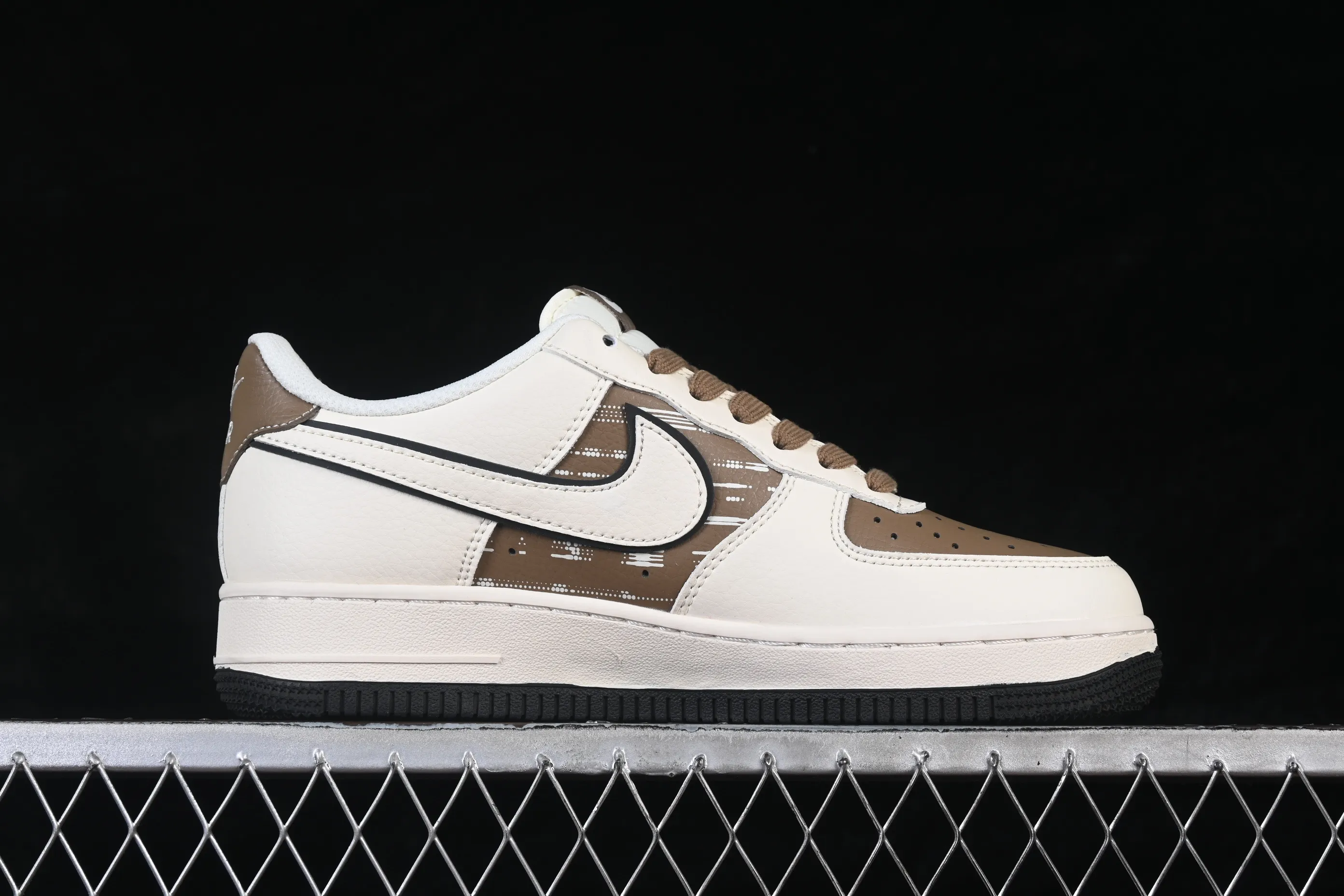 All Categories Nk Air Force 1 Air Force Series Nk Air Force 1 Low Air Force Low Nike Air Force 1'07 Low Joint Beige Brown High-end Customized Low-top Casual Shoes XD9314-618